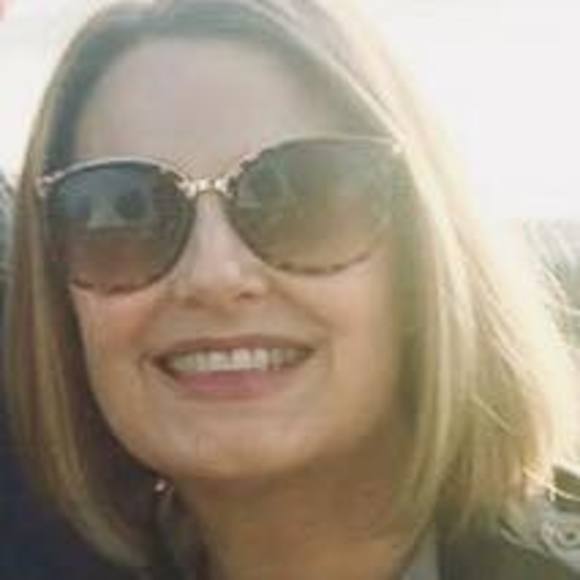 Meet your Posher, Melissa - Picture 1 of 1